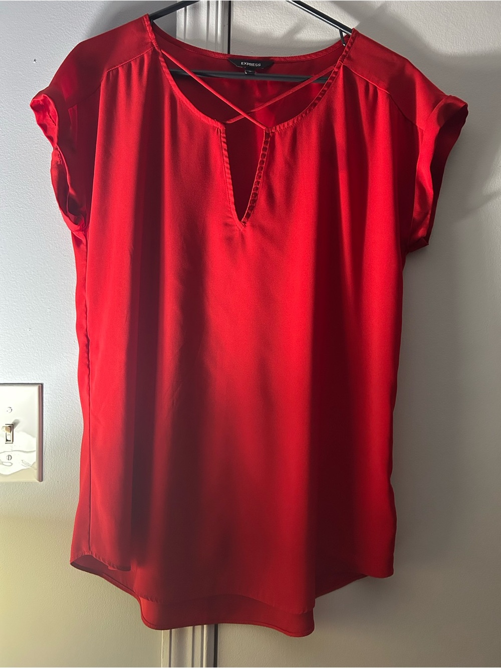 Express Red Short-Sleeve Crisscross V-Notch Blouse